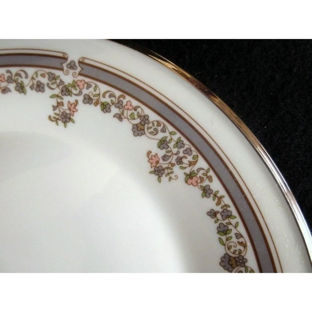 Lenox Lace Point Salad Plate‎ Ivory/Gray Pink Flowers Platinum Trim